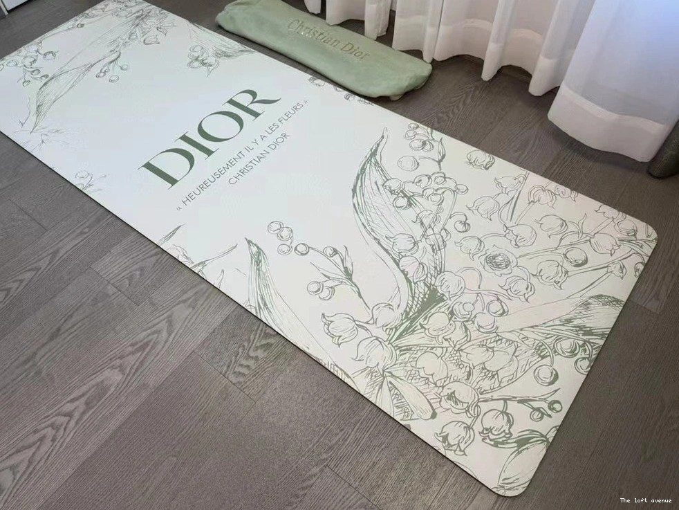 CHRISTIAN MAT YOGA 0807